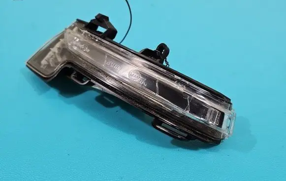 Skoda Octavia Mk3 (5E) Front indicator light 5E0949102 IMPRK1455425