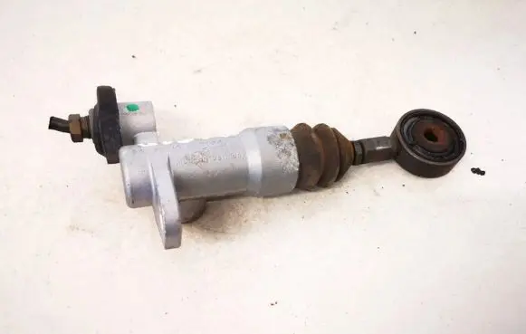 Audi A4 S4 B5 8D Clutch master cylinder 8d1721401