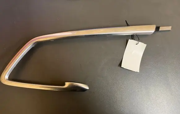 Volvo V60 Rear glass trim 8635848