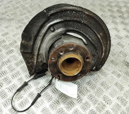 BMW 4 F36 Gran coupe Front wheel hub 6858311