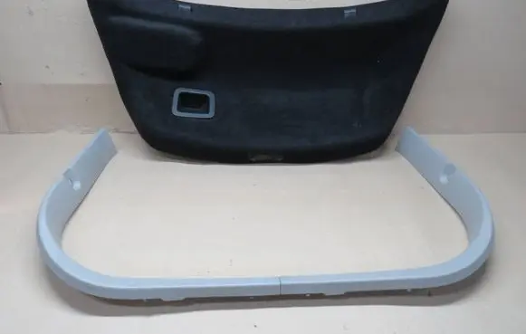 Opel Insignia A Trunk/boot side trim panel 