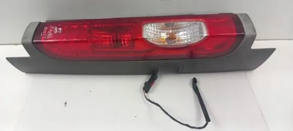 Opel Vivaro Rear/tail lights