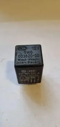 Volkswagen PASSAT B3 Other relay 321955531A