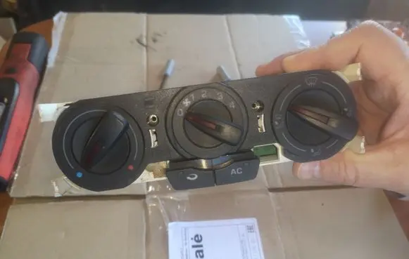 Seat Ibiza IV (6J,6P) Climate control unit 6Q0819445