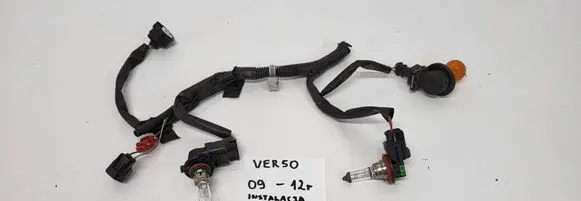 Toyota Verso Headlight part 