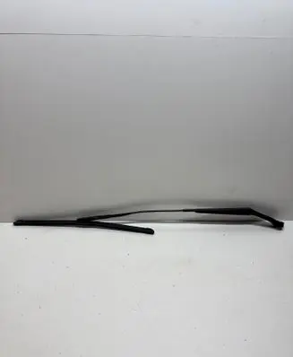 Front wiper blade arm