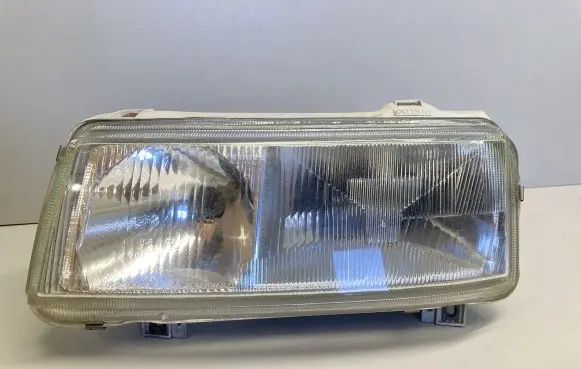 Volkswagen PASSAT B4 Headlight/headlamp 14196900L