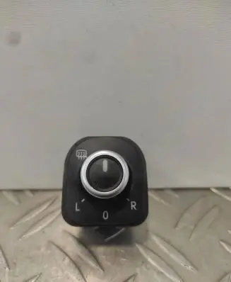 Volkswagen PASSAT CC Wing mirror switch 5K2959565