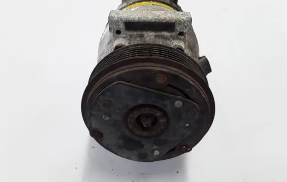 Renault Scenic I Air conditioning (A/C) compressor (pump)