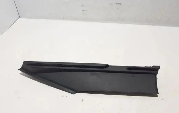 Tesla Model S (D)pillar trim (top) 1010339