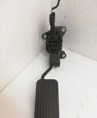 Honda CR-V Accelerator throttle pedal 2700000380 6025A01788