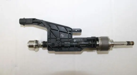BMW X5 G05 Fuel injector 8656548