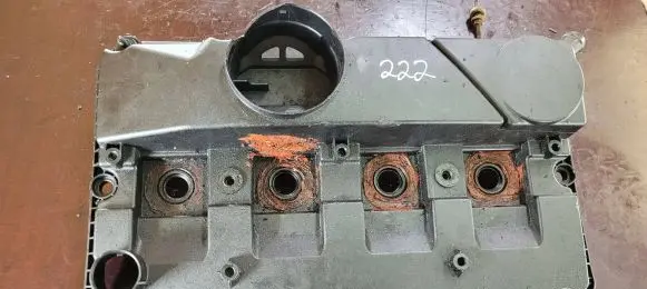 Rocker cam cover