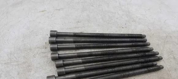 Volkswagen PASSAT B5 Cylinder head bolts NOCODE
