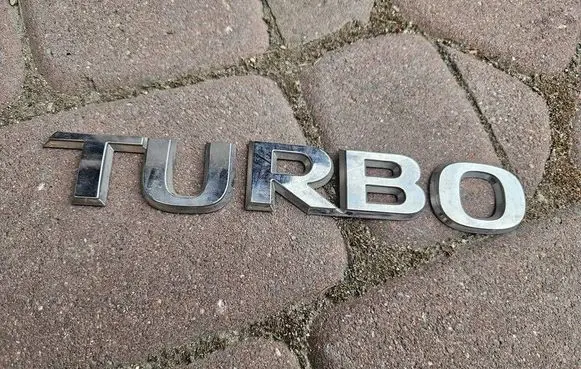 Opel Vivaro Rear door emblem/model letters 