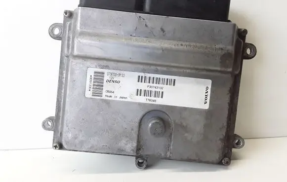 Volvo S40 Engine control unit/module P30743102 0797009133