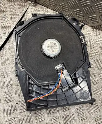 BMW X1 E84 Subwoofer speaker 18820010 430407862721 9204785