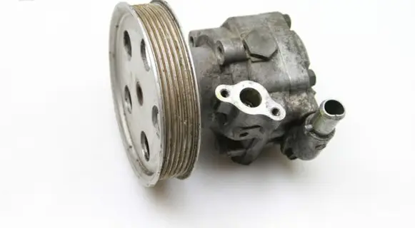 Audi A5 8T 8F Power steering pump 8K0145153F