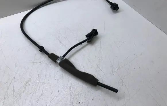 Ford Puma Windshield washer spray nozzle 