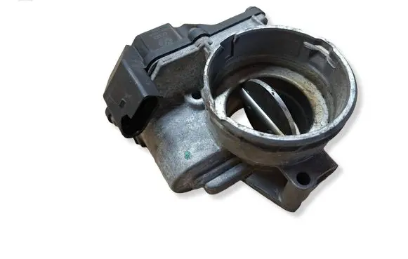 Volkswagen PASSAT B6 Throttle valve 03G128063A