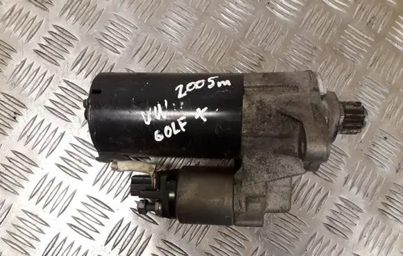 Volkswagen Golf Plus Starter motor 02E911023H
