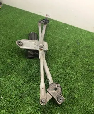 KIA Sportage Front wiper linkage and motor 981103W000