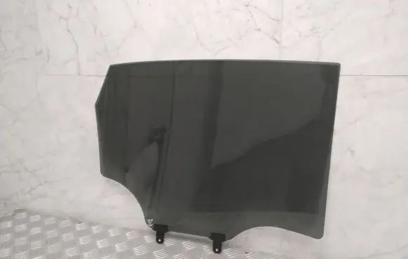 Hyundai Kona II Rear door window glass 