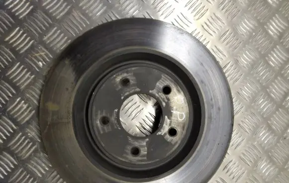 Nissan X-Trail T32 Front brake disc 9302A4CE0F