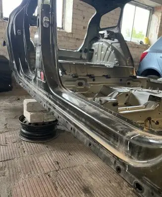 Citroen DS5 Side car body part 