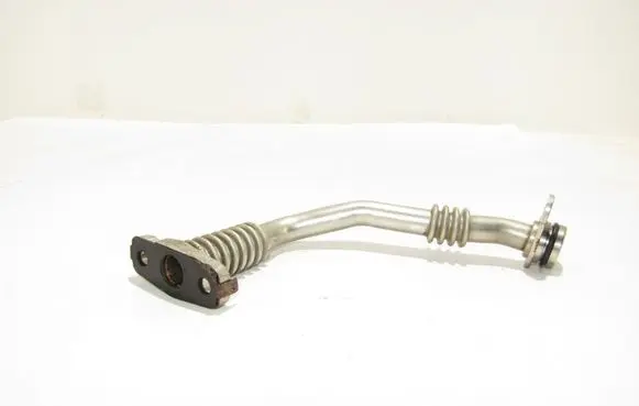 Volkswagen Caddy EGR valve line/pipe/hose 04L145736E