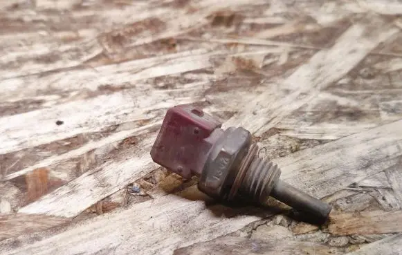 Nissan 240ZX, 280ZX, 300ZX Sensor S007