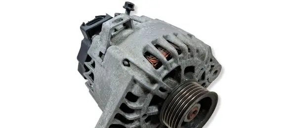 KIA Ceed Generator/alternator 373002B600 2609780