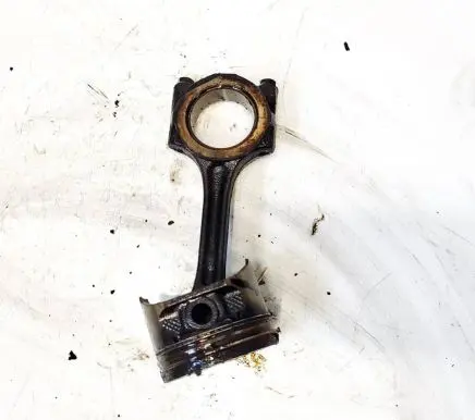 Renault Clio II Piston with connecting rod
