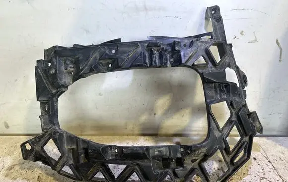 KIA Stinger Front bumper mounting bracket 3GA807724C