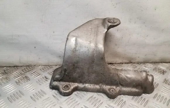Opel Meriva B Heat shield in engine bay 
