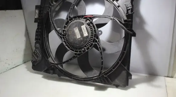 BMW X3 E83 Air conditioning (A/C) fan (condenser) 
