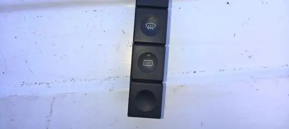Windscreen/window heater switch