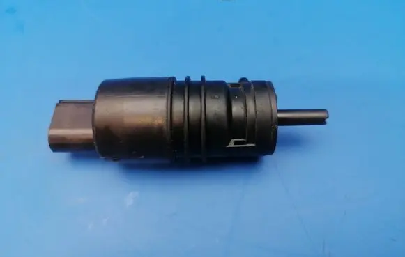 BMW 5 GT F07 Windscreen/windshield washer pump 6934160
