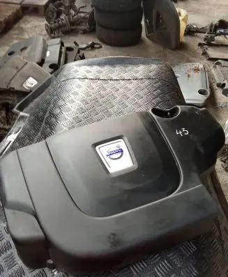 Volvo V70 Engine cover (trim) 31319190 31319191 DP5LA