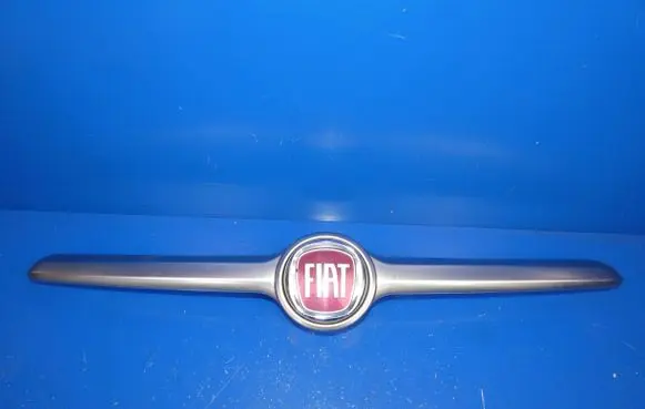 Fiat 500X Front grill 07356145490 07356261380 07356068400