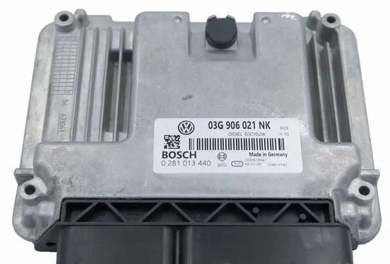 Volkswagen PASSAT B6 Engine control unit/module 03G906021NK