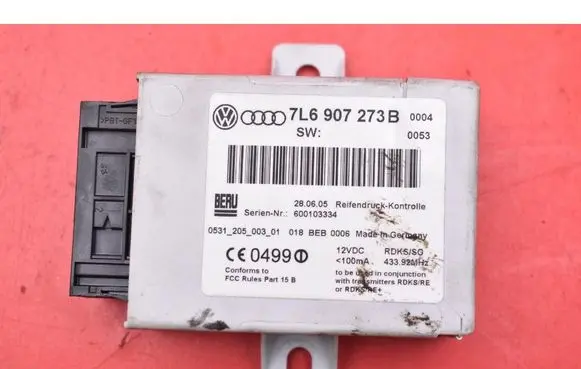 Volkswagen Touareg I Engine control unit/module ECU 7L6907273B