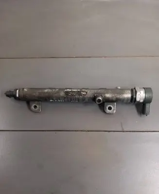 Opel Vectra C Fuel main line pipe 55200251