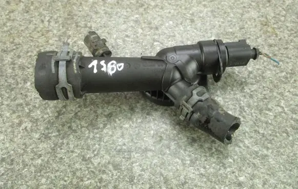 Seat Ibiza IV (6J,6P) Engine coolant pipe/hose 03L121131F