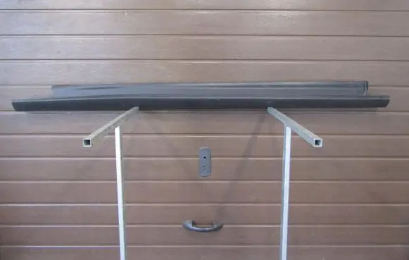 Ford Focus Front sill (body part) 