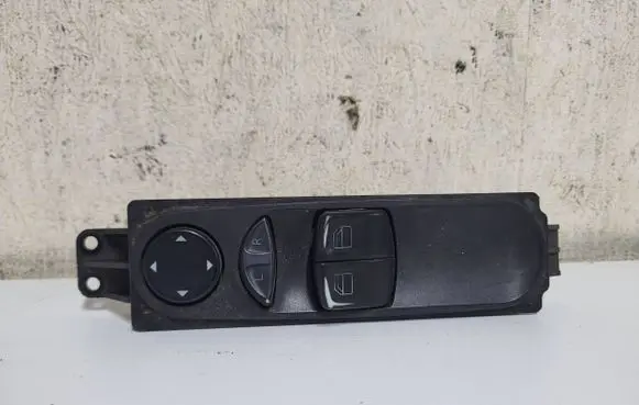 Mercedes-Benz Vito Viano W639 Electric window control switch A6395450113 02ZGS003