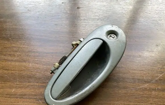 Chrysler Sebring (ST-22 - JR) Front door exterior handle 24737