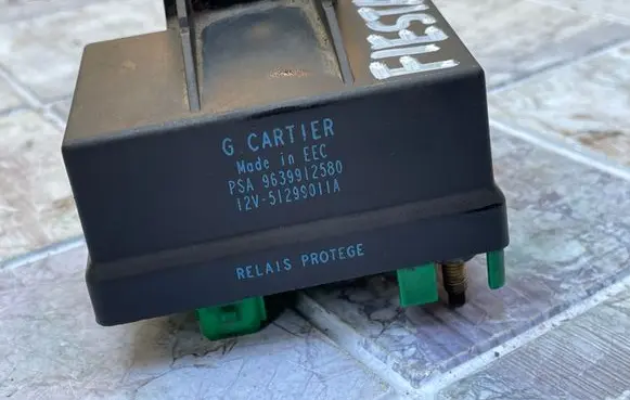 Ford Fiesta Glow plug pre-heat relay 9639912580