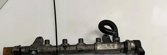Audi A6 C7 Fuel main line pipe 03L130089Q