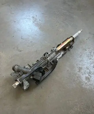 BMW 3 E46 Steering wheel axle 6751670 881401040515